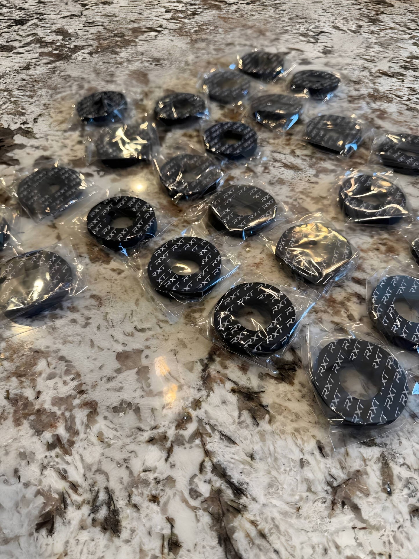 RXT GRIP DOUNTS