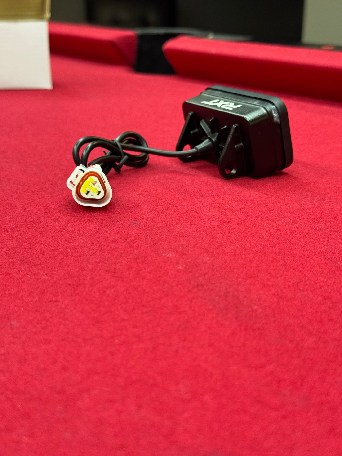 PLUG AND PLAY BAJA LIGHT FOR YOZMA IN10 / STRIKE SHADOW / VALNITSU EM5